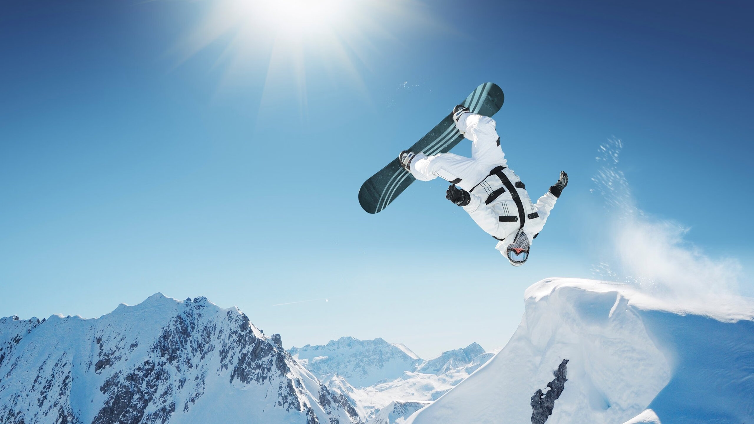 超神操作!运动员空中飞人秀震撼全场