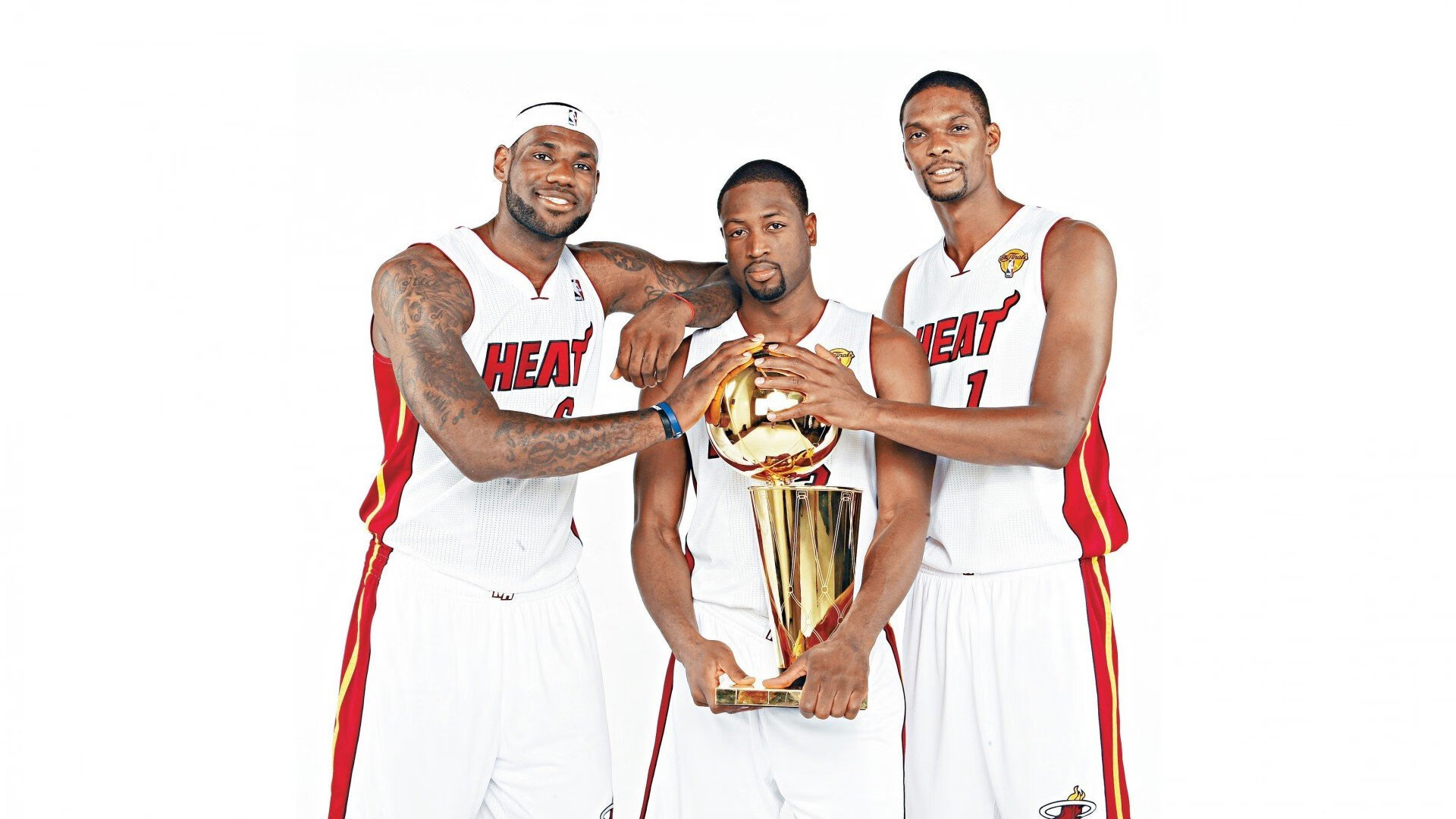 开云电竞中国-世界杯预选赛白热化，欧洲区晋级战愈演愈烈